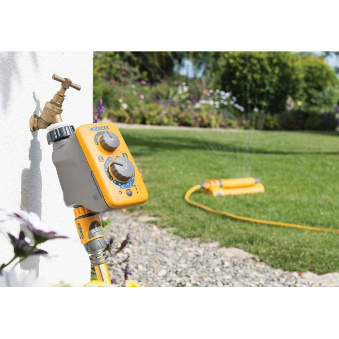 Hozelock Automatic Watering Controller With Daylight Sensor And Day Selector 3 Hozelock Automatic Watering Controller With Daylight Sensor And Day Selector
