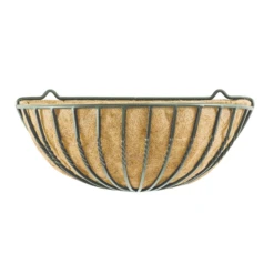 Gardman Blacksmith Wall Manger 24"